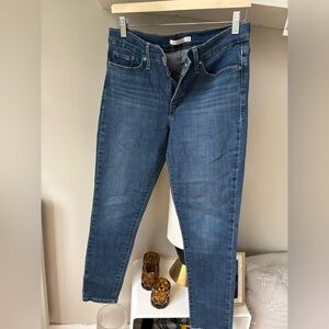 Levi’s 311 shaping skinny